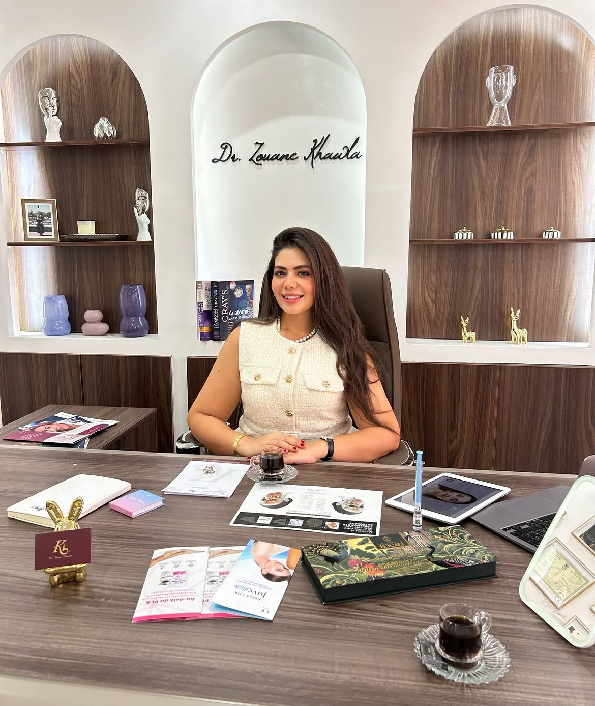 Dr Khawla Zouane dans son cabinet à Marrakech